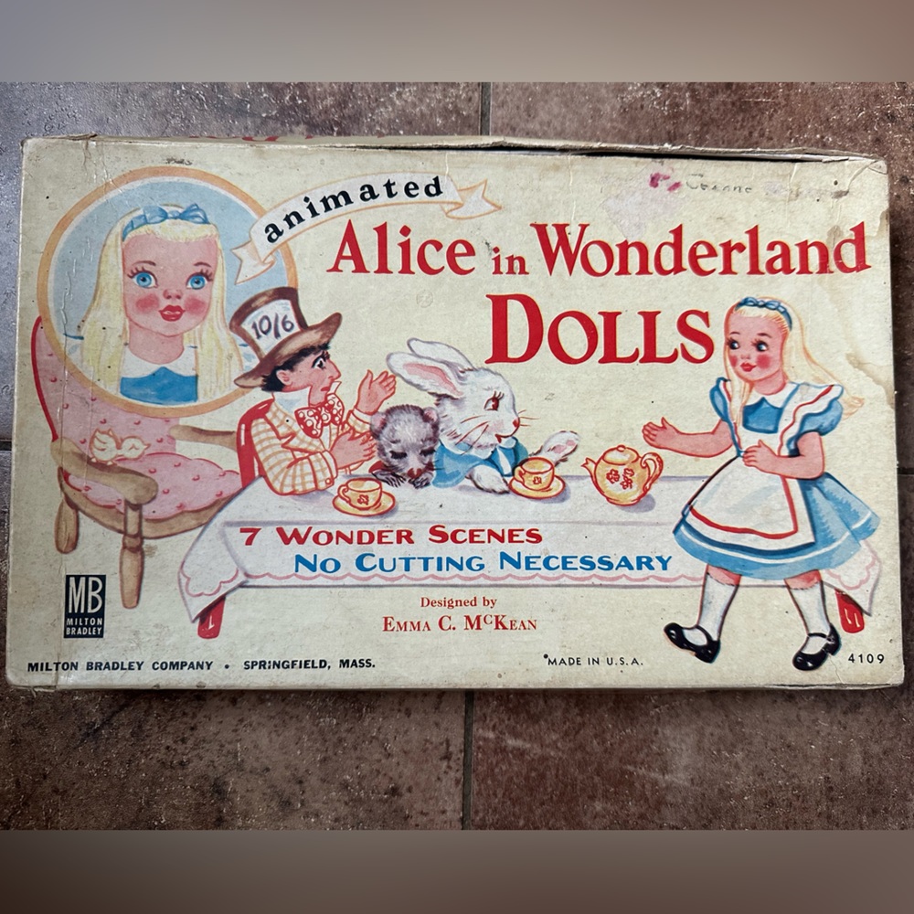 Antique Milton Bradley Animated Alice in Wonderland Dolls Wonder Scenes paper do